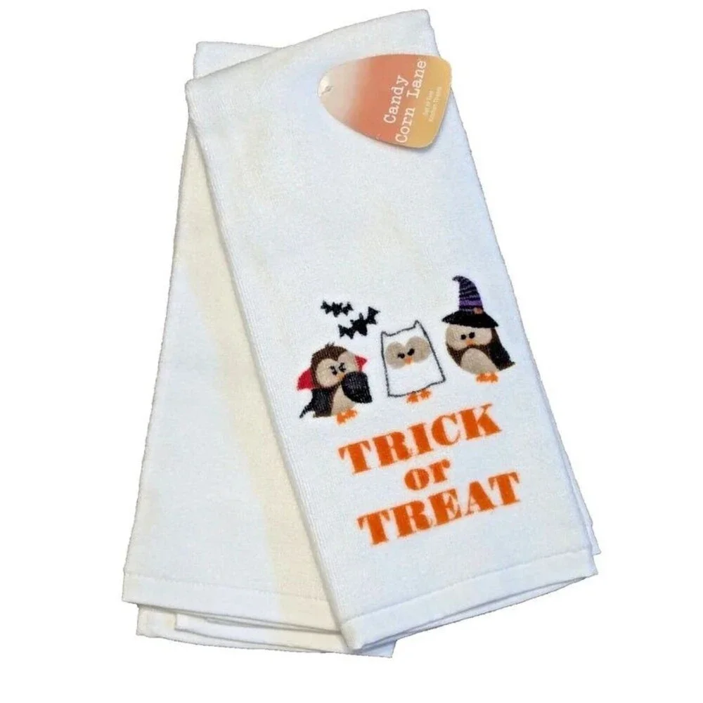 TRICK or TREAT Halloween Owl Kitchen Towels Witch Dracula Ghost Bats 2-pc Gift